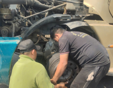 Dịch vụ sửa chữa ôtô lưu động kích bình lưu động khu công nghiệp Tân Phú Trung thời gian làm việc 24/24 phụ vụ tận nơi cần là có gọi là tới 